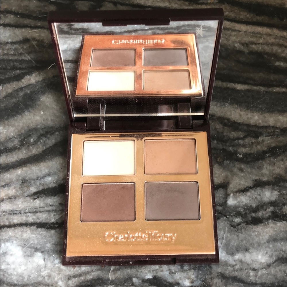 Charlotte Tilbury the sophisticate eyeshadow
